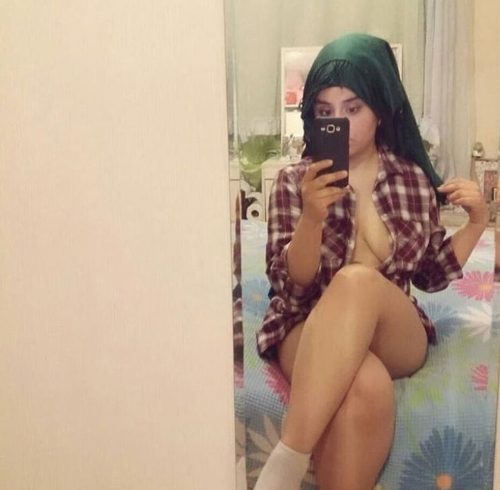 Akdeniz'in Çarpıcı Escort Bayanı - Tutkularıyla Adeta Rüzgar gibi Eser