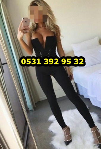 Akdeniz'in Göz Kamaştıran Escort Bayanı