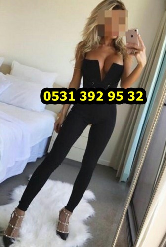 Akdeniz'in Göz Kamaştıran Escort Bayanı