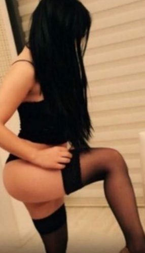 Erdemli Escort Maceranız İçin Taze Soluk